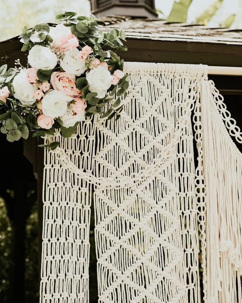 Cuddly Cloud Knots - Macrame Wedding Backdrop